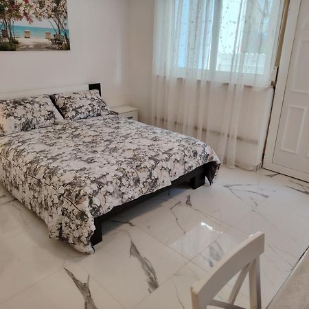 Studio-Apartman Ella Poreč Extérieur photo