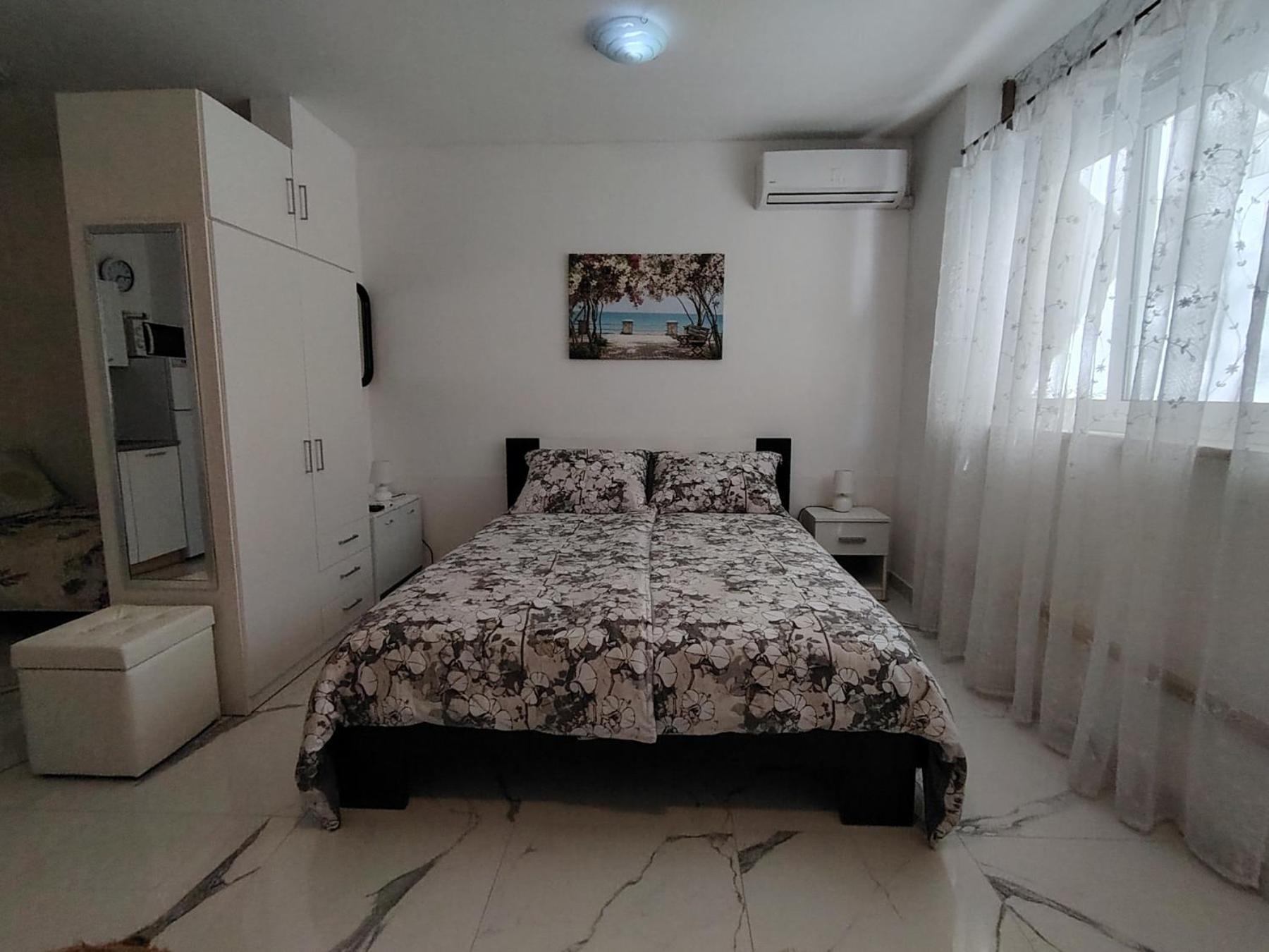 Studio-Apartman Ella Poreč Extérieur photo