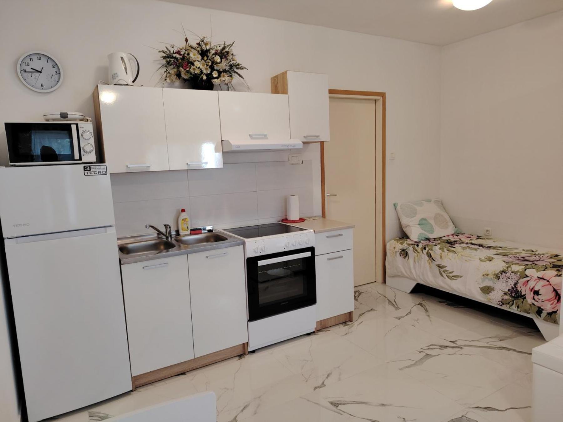 Studio-Apartman Ella Poreč Extérieur photo